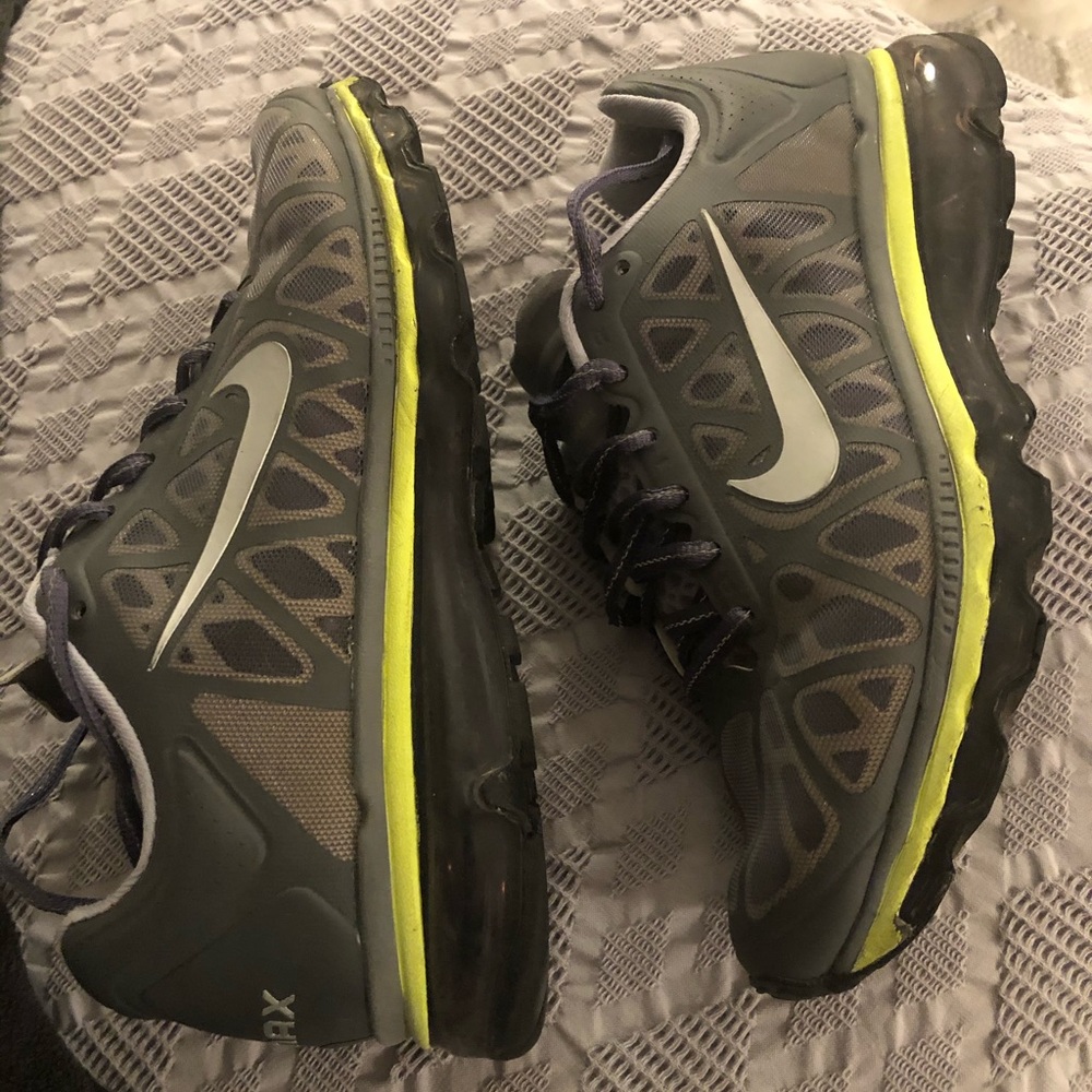 NIKE AIRMAX SNEAKER WOMENS ~ DARK GRAY